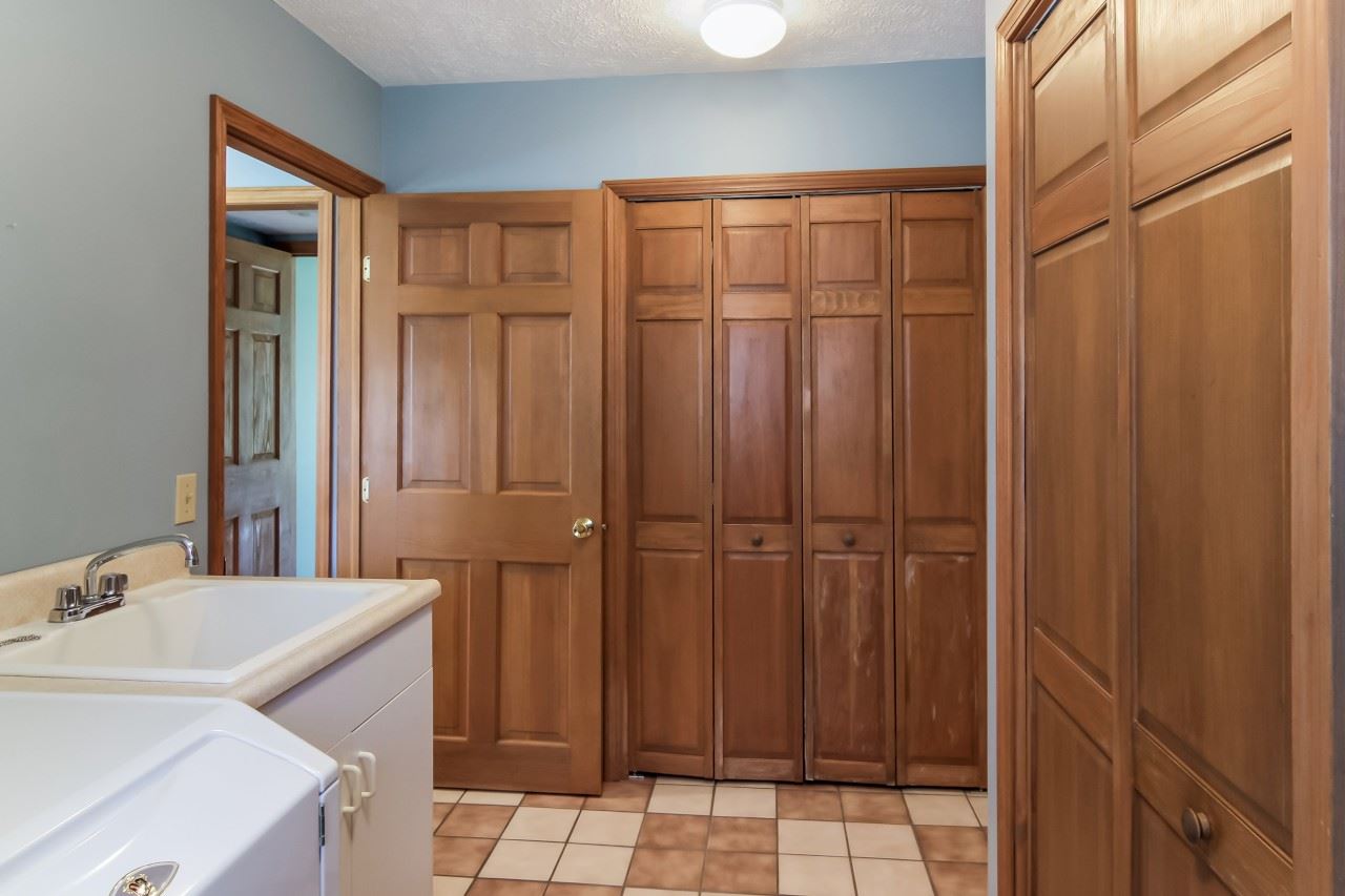 7100 South Dunns Farm Road Maple City, MI 49664 - Photo 33 of 51 1859985-32.JPG