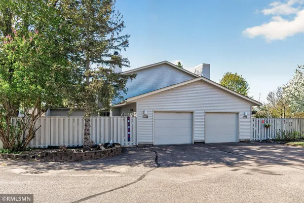 $210,000 | 897 Monterey Drive, Shoreview, MN 55126