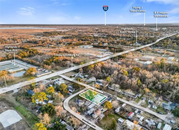 $200,000 | 214 Lochness Drive, Highlands, TX 77562