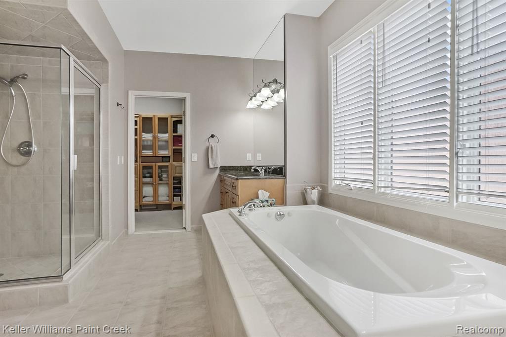 2595 Summerlin Court Rochester, MI 48306 - Photo 21 of 45 Gallery Image 21