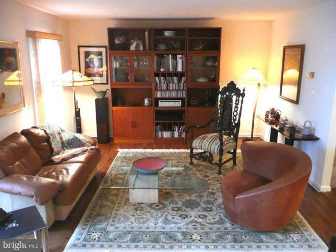 1678 Wainwright Drive Reston, VA 20190 - Photo 9 of 27 Living Room #2