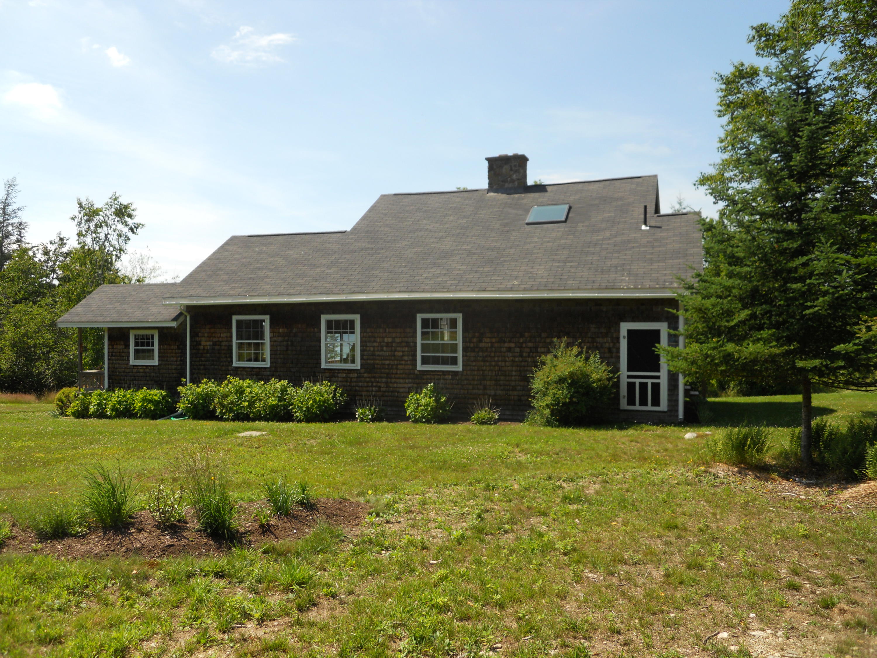 1537 Meadow Pond Road Islesboro, ME 04848 - Photo 3 of 38 Front gardenDSCN0415
