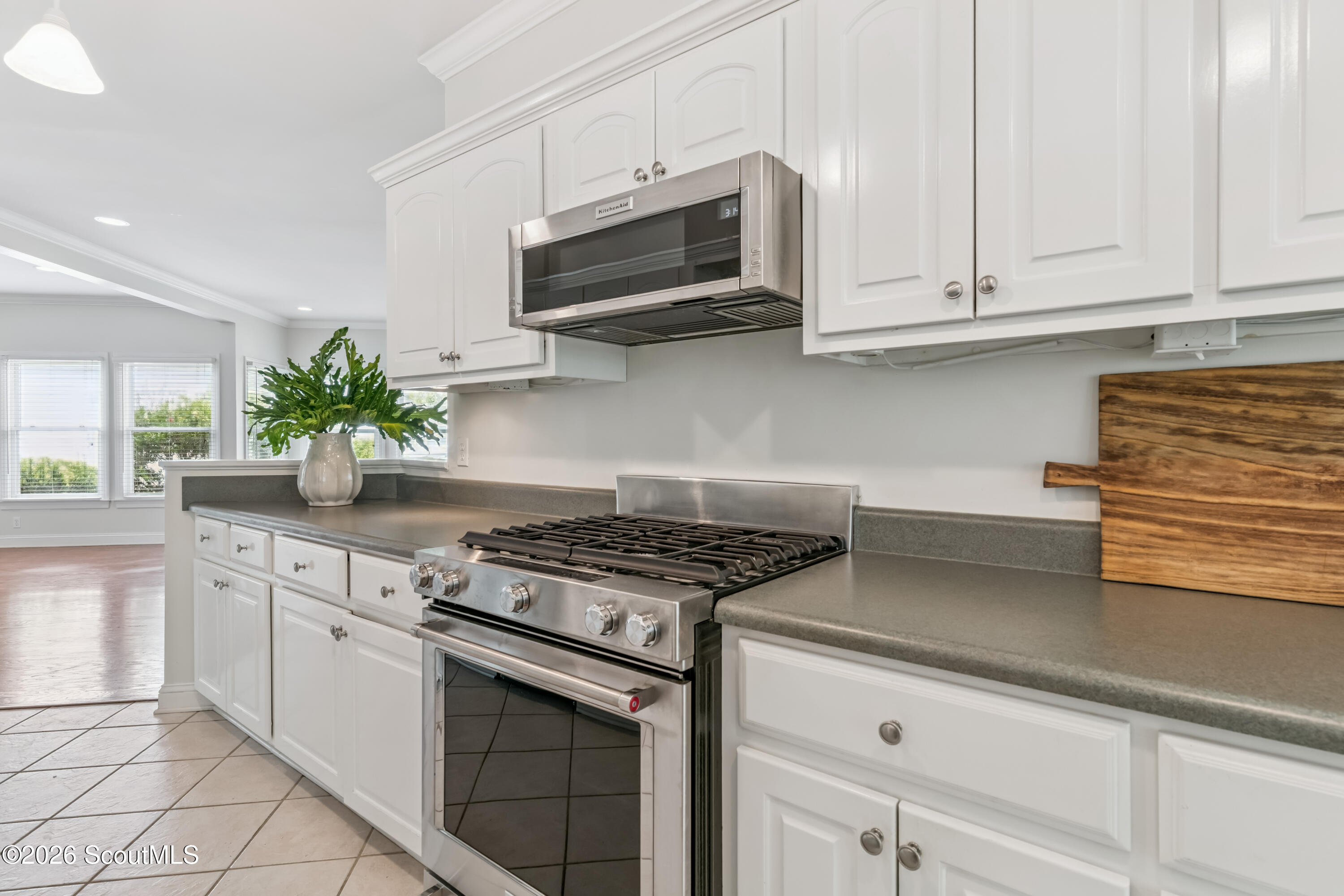 218 Rice Mill St. Simons Island, GA 31522 - Photo 7 of 41 KITCHEN