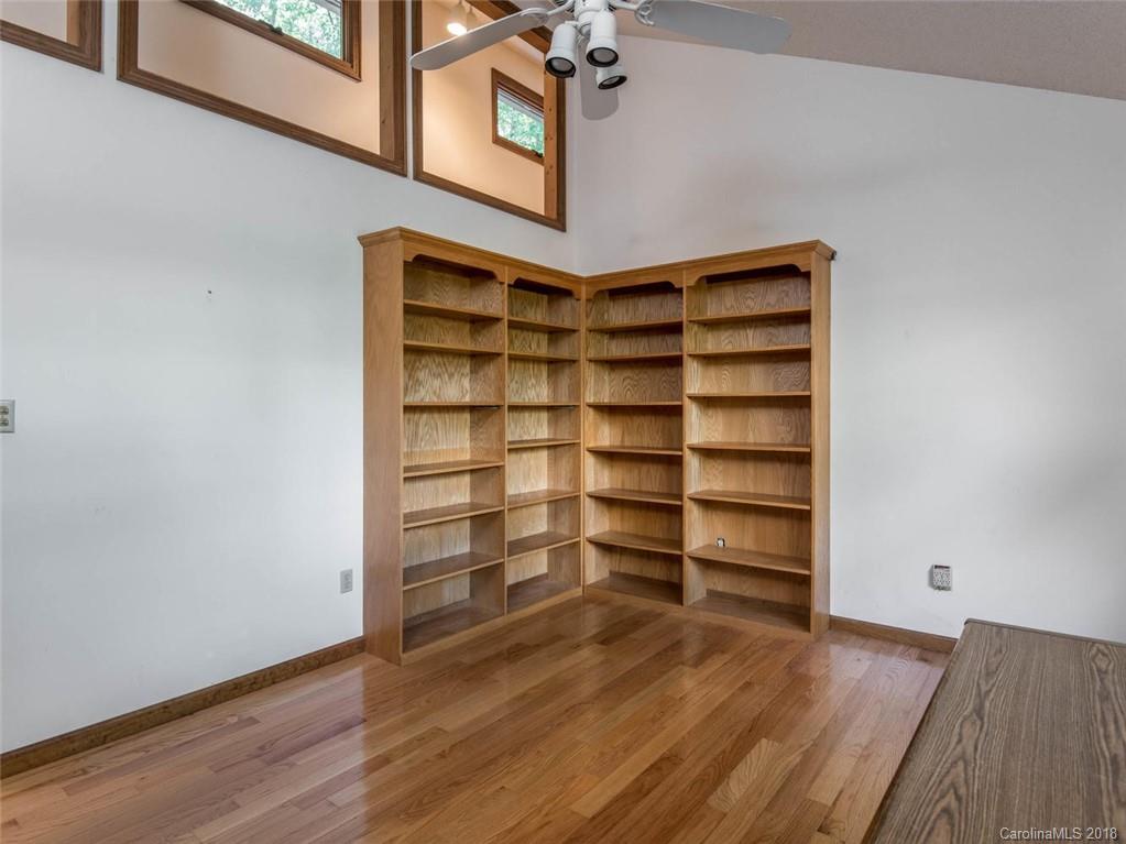 945 Walnut Hollow Road Brevard, NC 28712 - Photo 22 of 36 Gallery Image 22