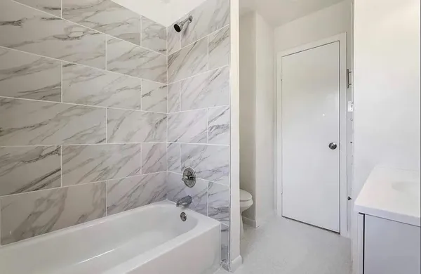 $1,450 | 1529 East King Street, Sherman, TX 75090