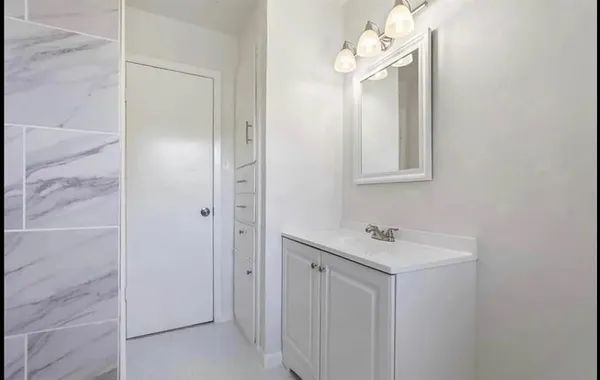 $1,450 | 1529 East King Street, Sherman, TX 75090