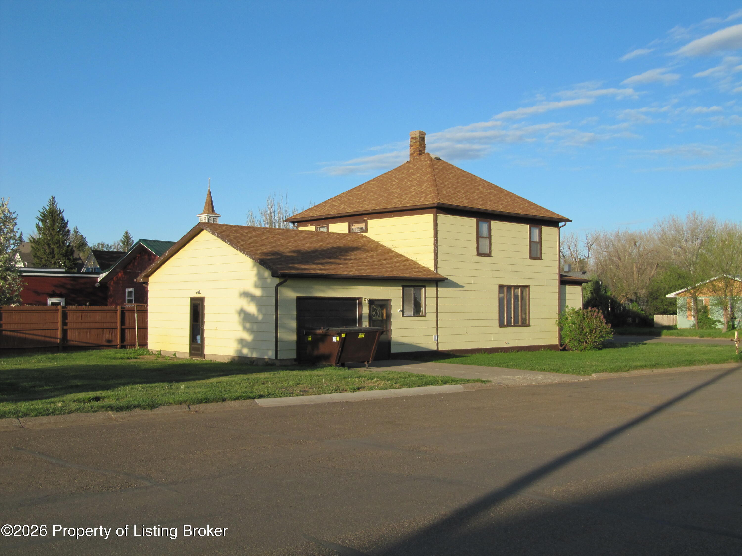 310 South Central Avenue Beach, ND 58621 - Photo 3 of 28 Gallery Image 3