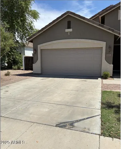 $1,995 | 4221 East Crest Court, Gilbert, AZ 85298