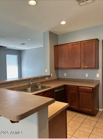 $1,995 | 4221 East Crest Court, Gilbert, AZ 85298