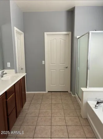 $1,995 | 4221 East Crest Court, Gilbert, AZ 85298