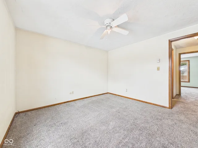 $344,900 | 2111 Round Barn Road, Anderson, IN 46017