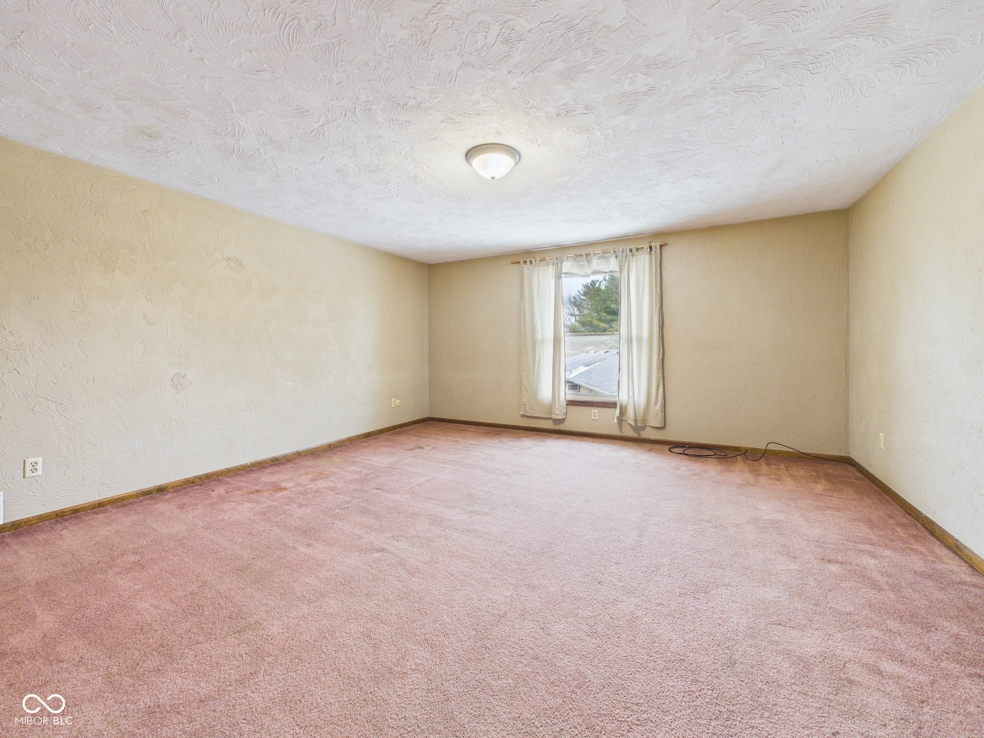 2111 Round Barn Road Anderson, IN 46017 - Photo 33 of 42