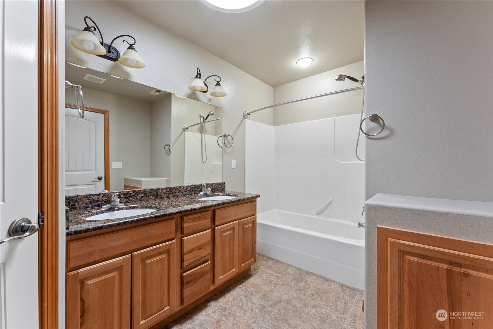 527 Rd I.6 Northeast Moses Lake, WA 98837 - Photo 35 of 40