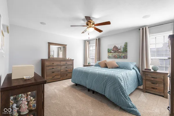 $299,500 | 3230 Queensbury Drive, Columbus, IN 47203