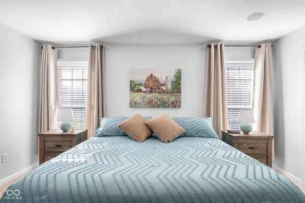 $299,500 | 3230 Queensbury Drive, Columbus, IN 47203