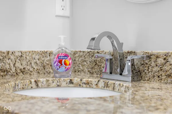 $299,500 | 3230 Queensbury Drive, Columbus, IN 47203