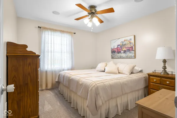 $299,500 | 3230 Queensbury Drive, Columbus, IN 47203