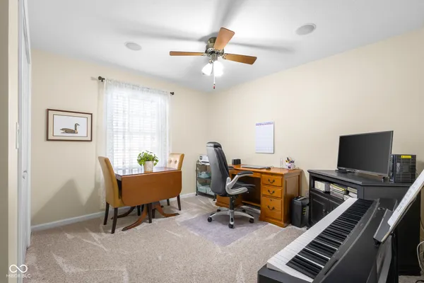$299,500 | 3230 Queensbury Drive, Columbus, IN 47203