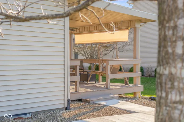 $299,500 | 3230 Queensbury Drive, Columbus, IN 47203