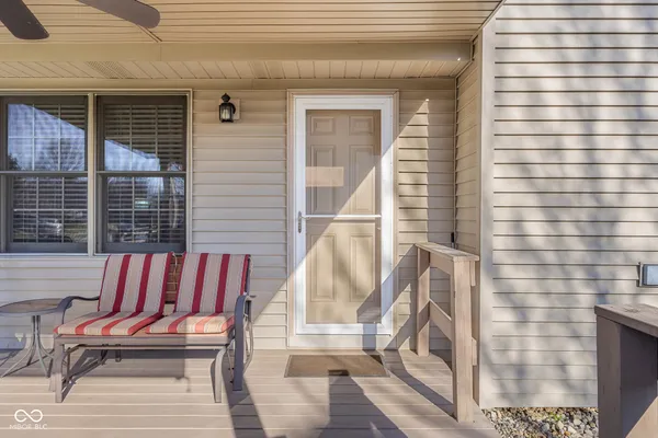 $299,500 | 3230 Queensbury Drive, Columbus, IN 47203