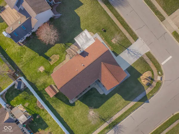 $299,500 | 3230 Queensbury Drive, Columbus, IN 47203