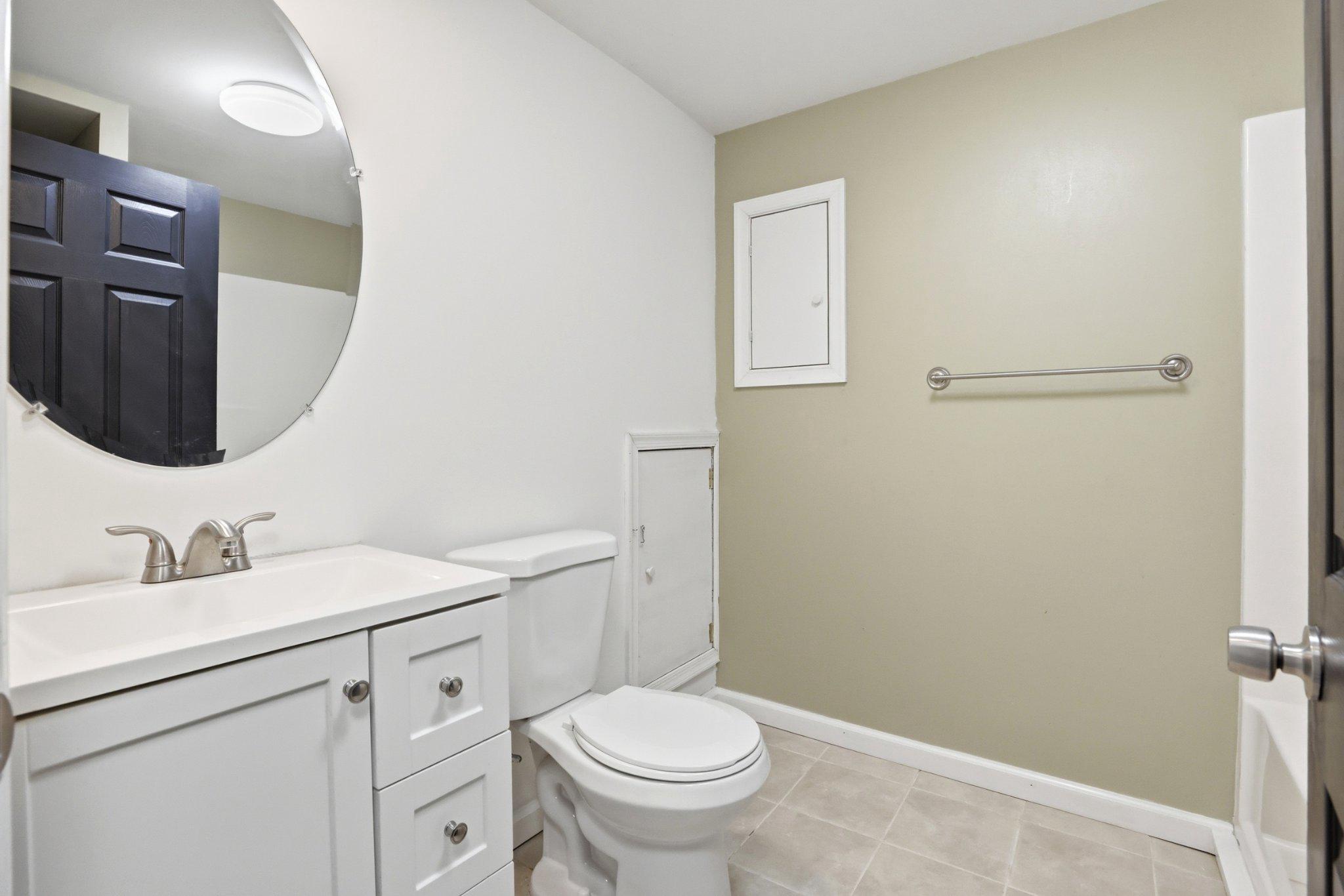 941 Pat Lane Huntingtown, MD 20639 - Photo 23 of 30 Lower level full bath