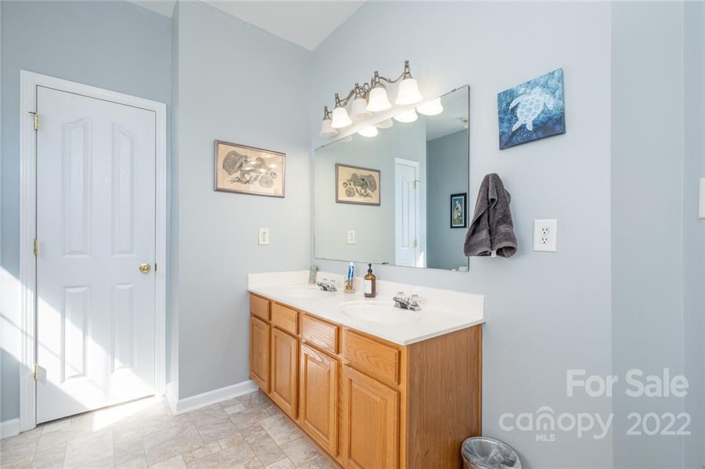 8010 Trotter Road Charlotte, NC 28216 - Photo 20 of 42
