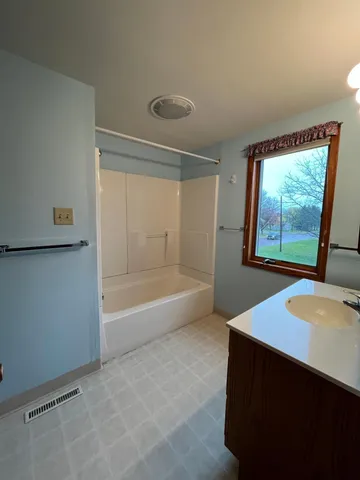 $189,000 | 124 2nd Street East, Tracy, MN 56175