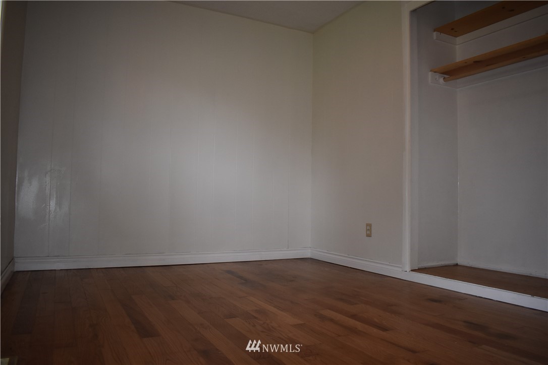 2760 Maple Street Bremerton, WA 98310 - Photo 13 of 19 Gallery Image 13