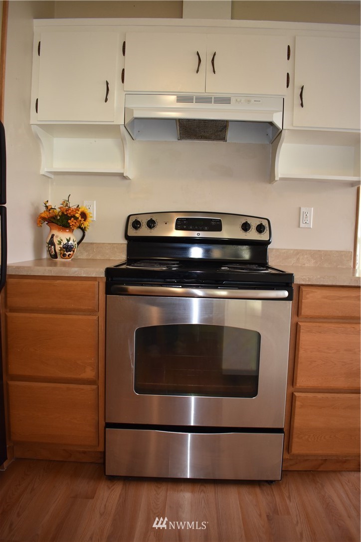 2760 Maple Street Bremerton, WA 98310 - Photo 10 of 19 Gallery Image 10