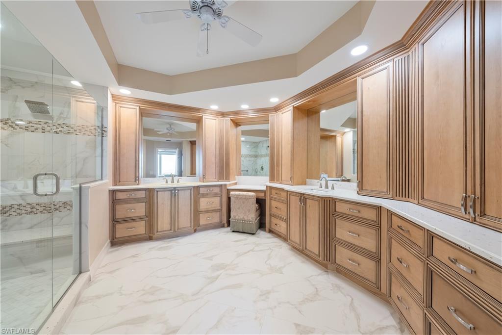 445 Dockside Drive, Unit B903 Naples, FL 34110 - Photo 16 of 34