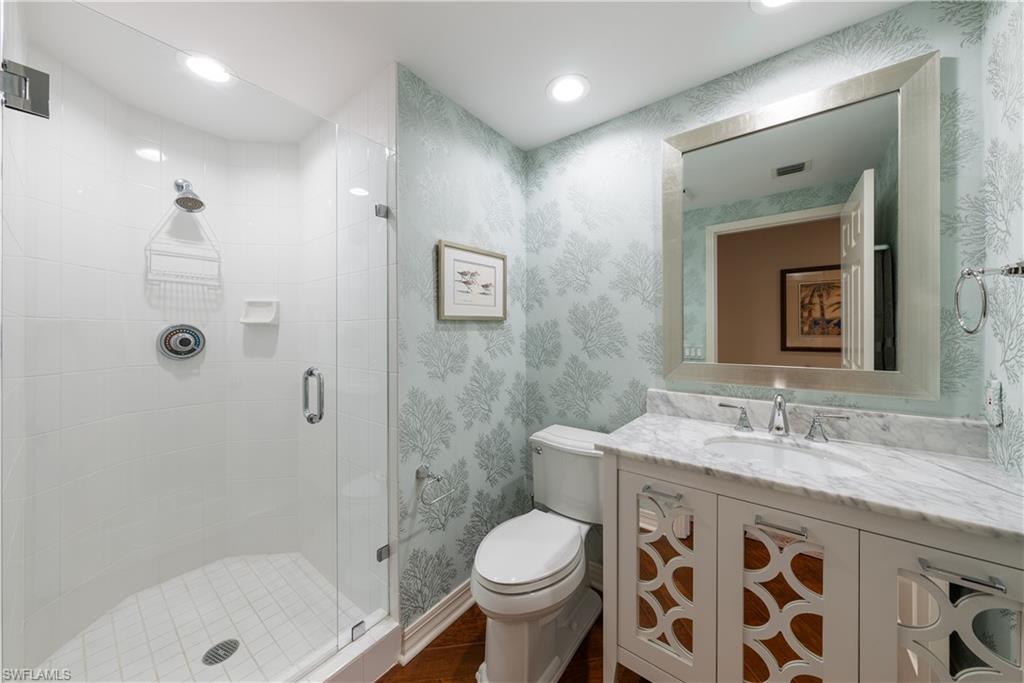 445 Dockside Drive, Unit B903 Naples, FL 34110 - Photo 20 of 34