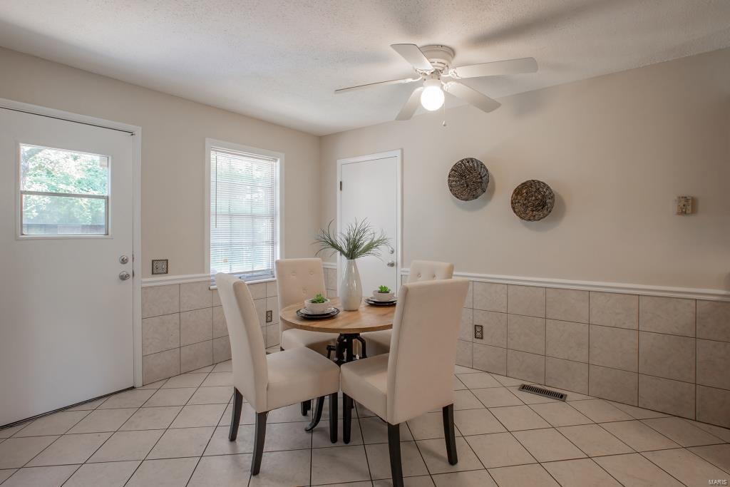 1238 Creve Coeur Mill Road St. Louis, MO 63146 - Photo 13 of 26 Gallery Image 13