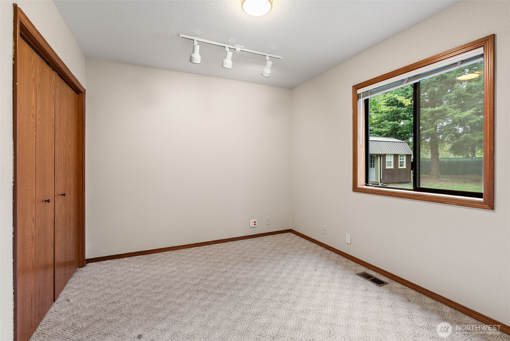 12910 Mima Road Southwest Olympia, WA 98512 - Photo 17 of 40 Gallery Image 17