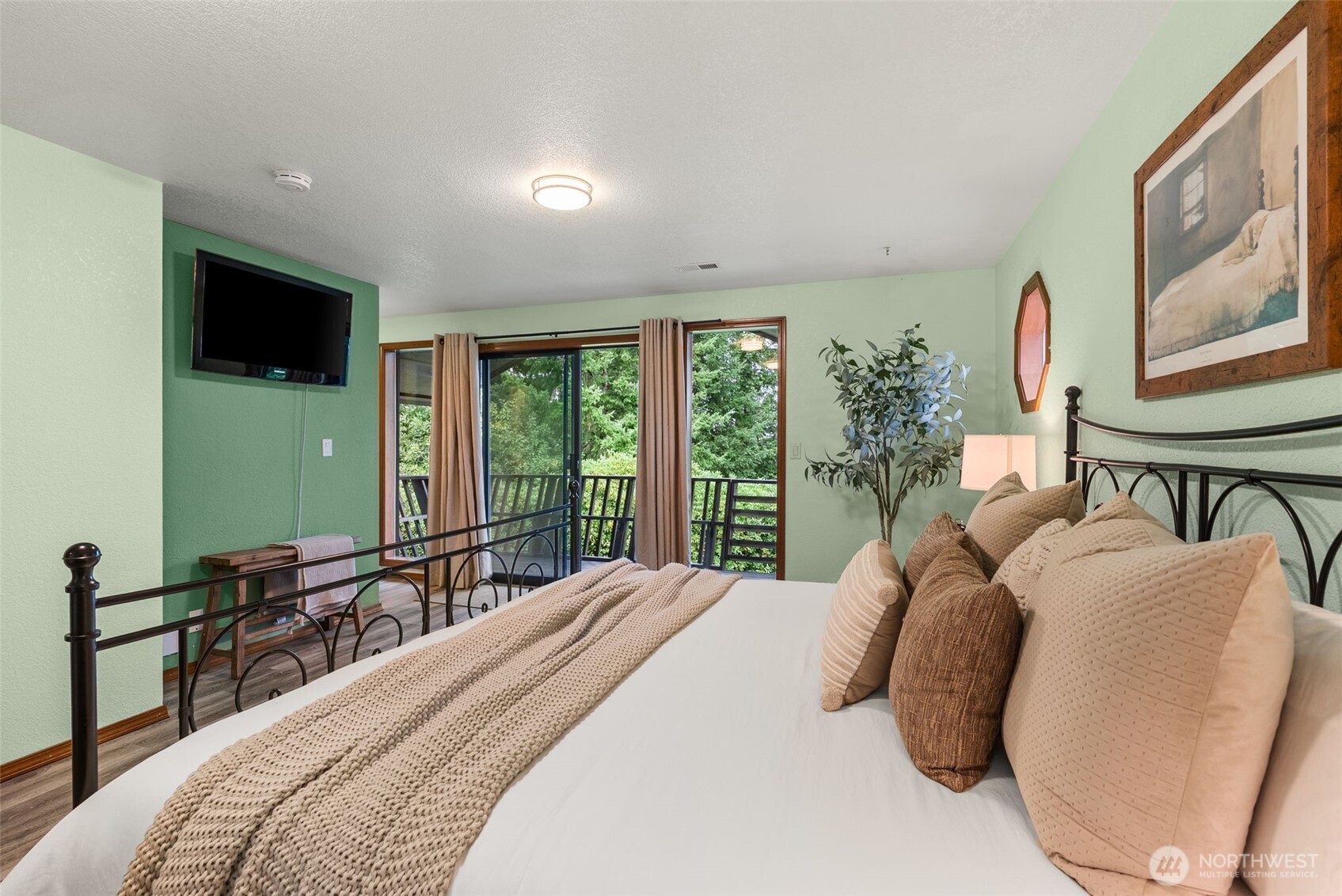 12910 Mima Road Southwest Olympia, WA 98512 - Photo 19 of 40 Gallery Image 19
