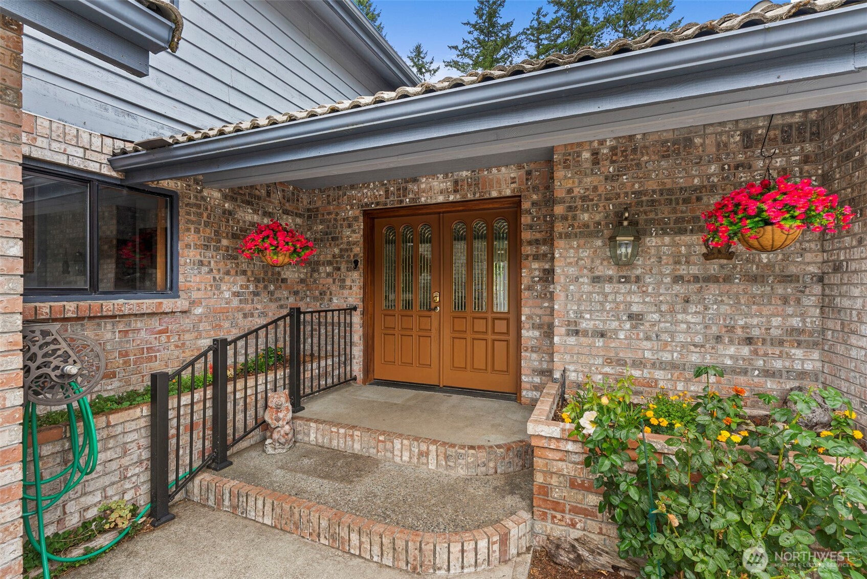 12910 Mima Road Southwest Olympia, WA 98512 - Photo 4 of 40 Gallery Image 4