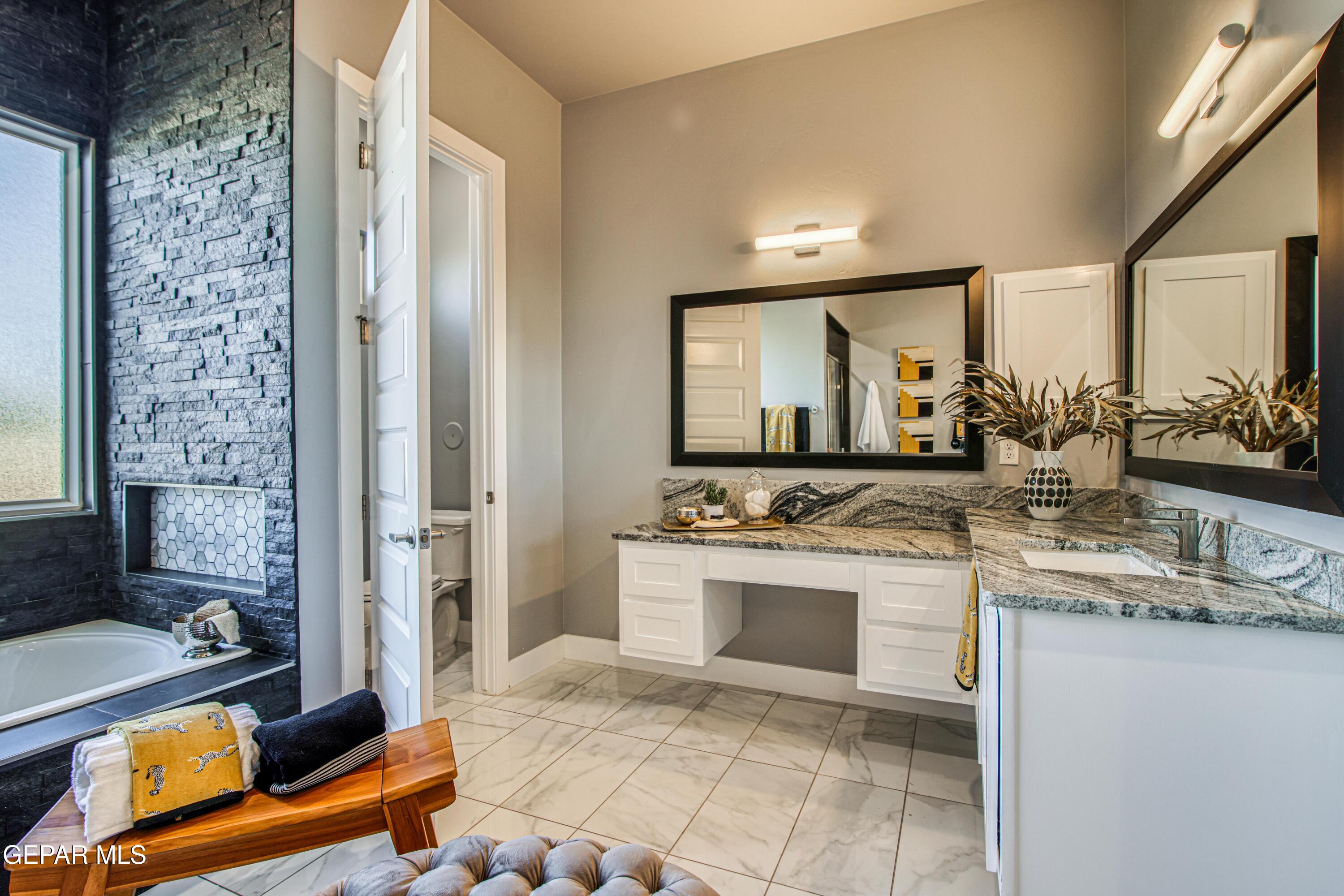 6716 Rio Haciendas El Paso, TX 79932 - Photo 39 of 65 362A6536_HDR