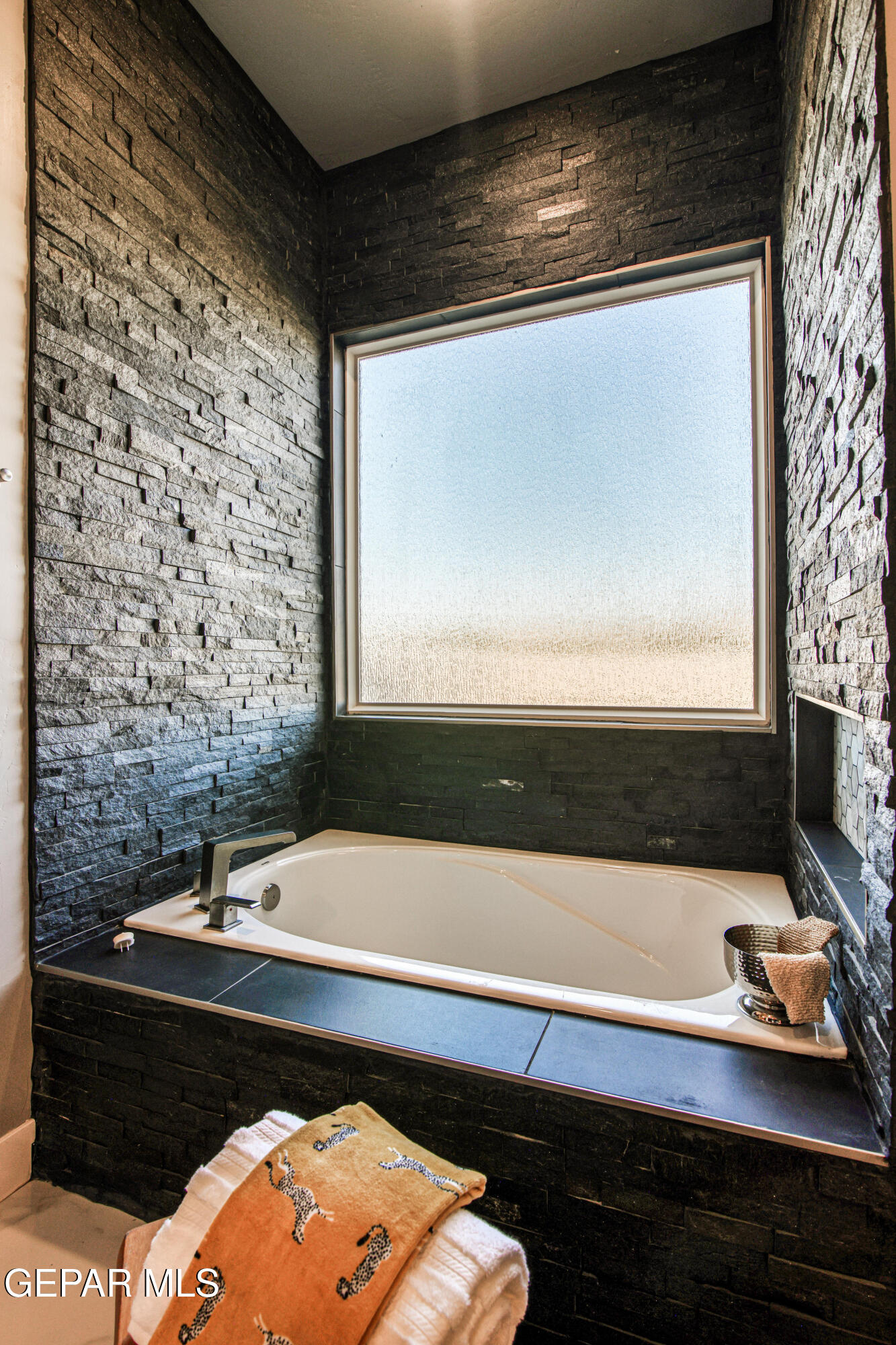 6716 Rio Haciendas El Paso, TX 79932 - Photo 43 of 65 362A6561_HDR