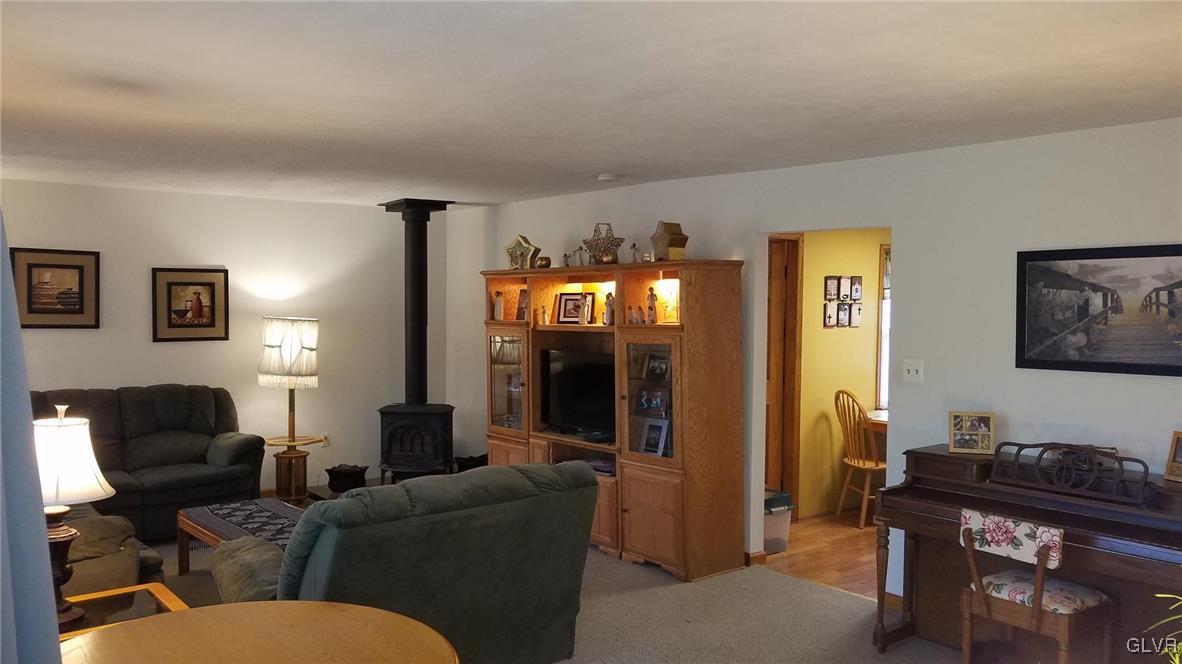 2912 Cornwall Road Bethlehem, PA 18017 - Photo 5 of 25 Gallery Image 5