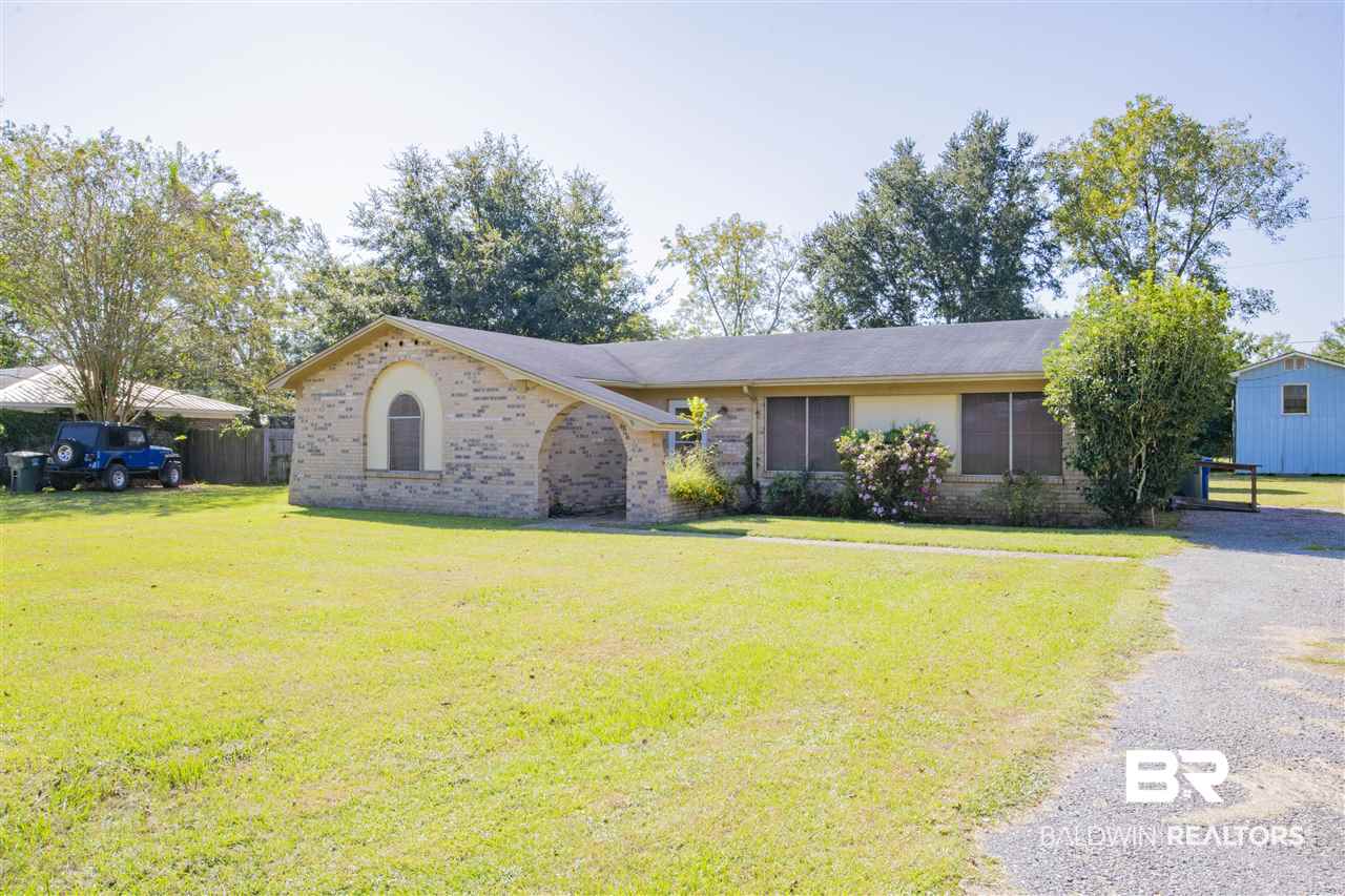 606 East Verbena Avenue Foley, AL 36535 - Photo 1 of 17
