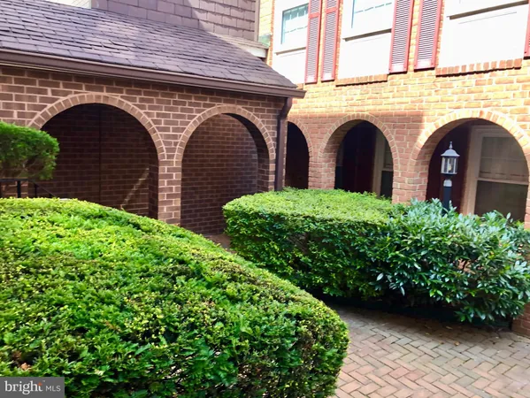 $5,500 | 900 24th Street Northwest, Unit N, Washington, DC 20037