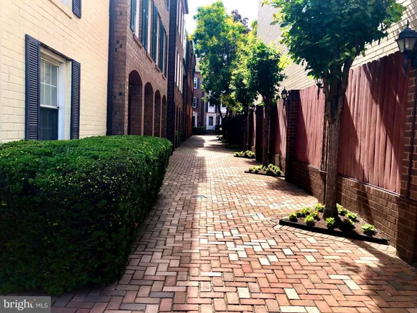 $5,500 | 900 24th Street Northwest, Unit N, Washington, DC 20037
