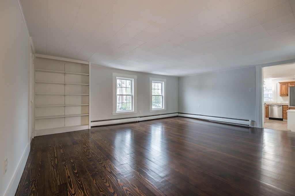 48 Arlington Road, Unit 2 Woburn, MA 01801 - Photo 11 of 19 Gallery Image 11