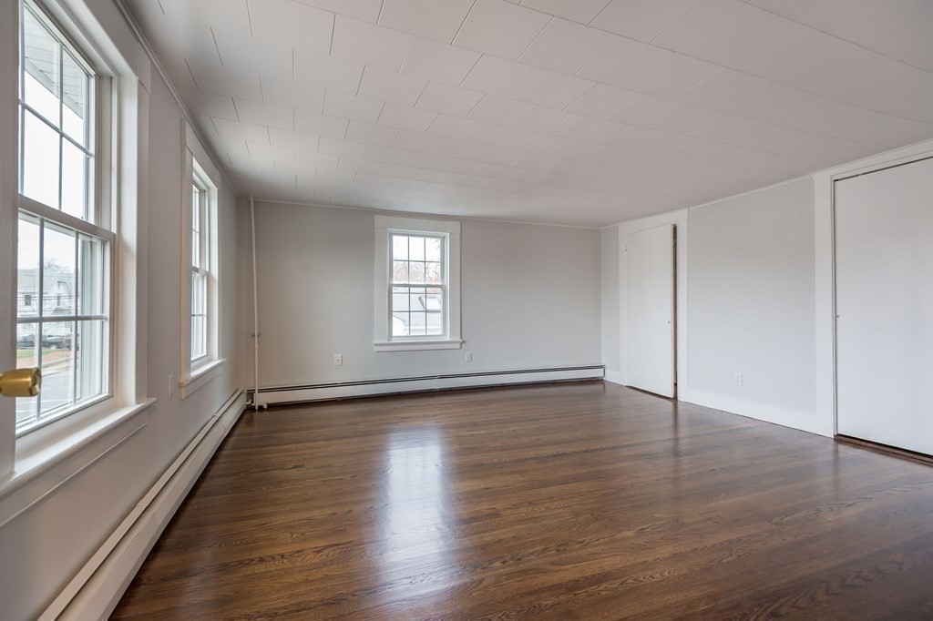 48 Arlington Road, Unit 2 Woburn, MA 01801 - Photo 16 of 19 Gallery Image 16