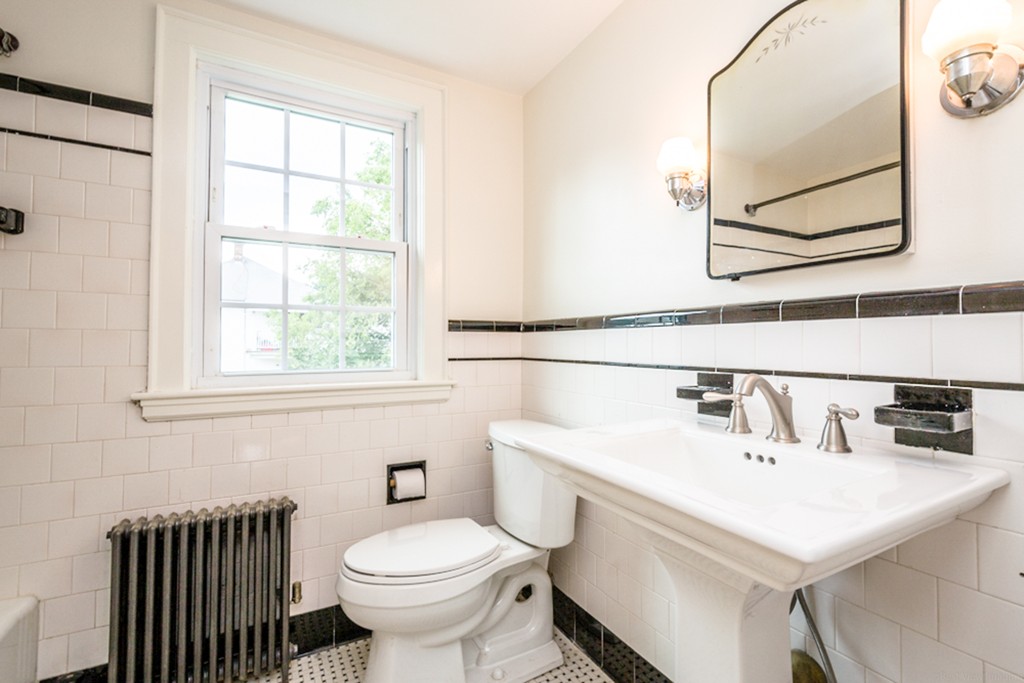 59 George Road Quincy, MA 02170 - Photo 18 of 24 Gallery Image 18