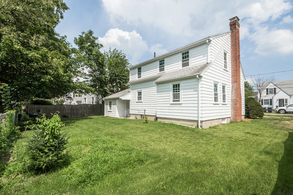 59 George Road Quincy, MA 02170 - Photo 19 of 24 Gallery Image 19