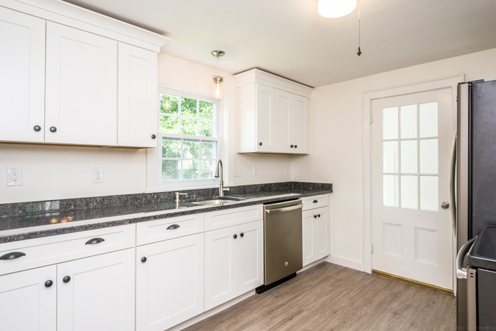 59 George Road Quincy, MA 02170 - Photo 6 of 24 Gallery Image 6