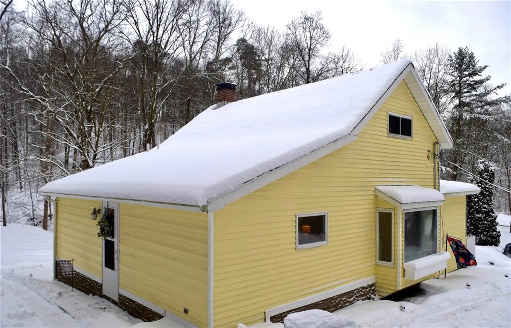 14 Henry Road Tarentum, PA 15084 - Photo 2 of 25 Gallery Image 2