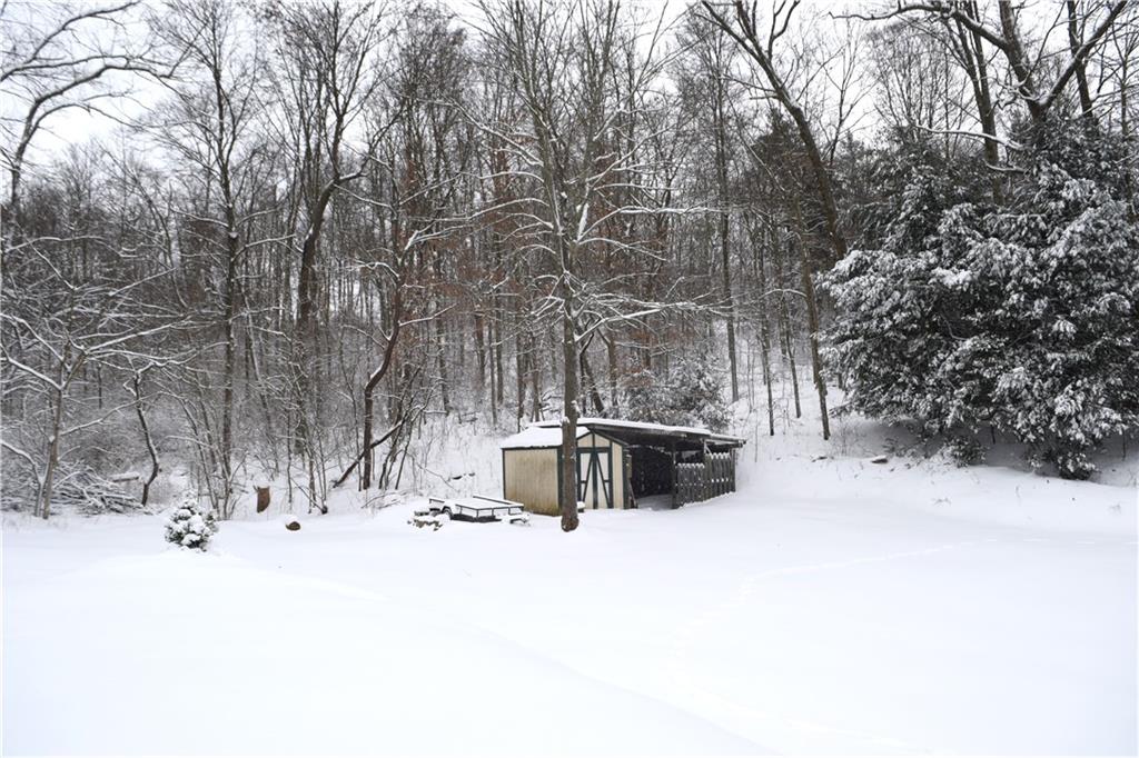 14 Henry Road Tarentum, PA 15084 - Photo 21 of 25 Gallery Image 21