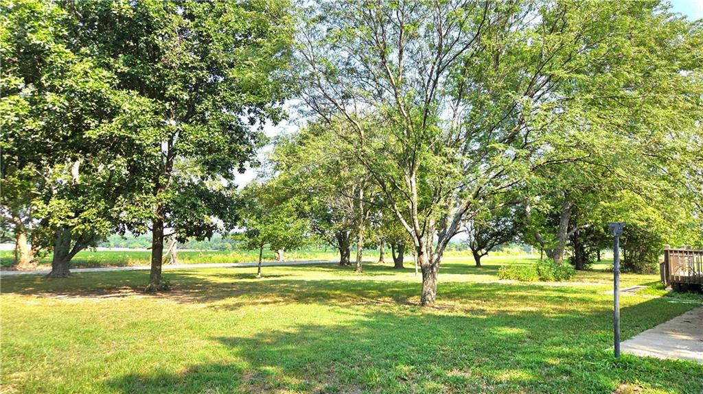 10753 Scott Road Pleasanton, KS 66075 - Photo 7 of 39